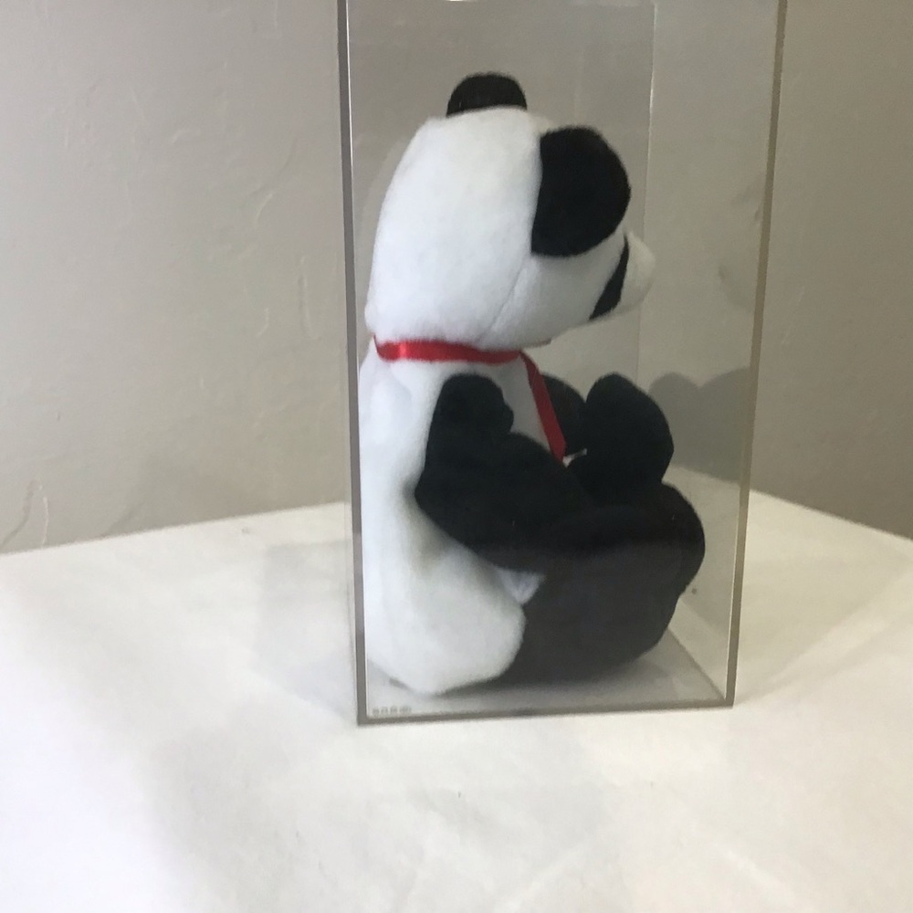 Fortune the Panda Beanie Baby – 1997 RETIRED – NWT –w/ Display Case - Picture 5 of 7